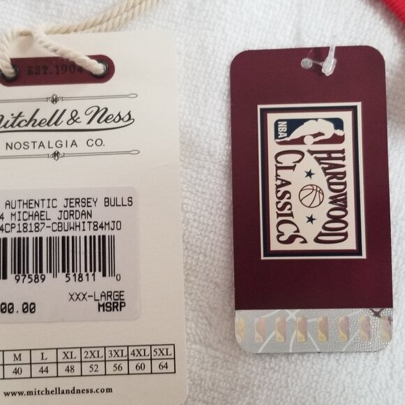 Men's Mitchell & Ness Michael Jordan White Chicago Bulls Rookie Authentic Jersey - Picture 12 of 12